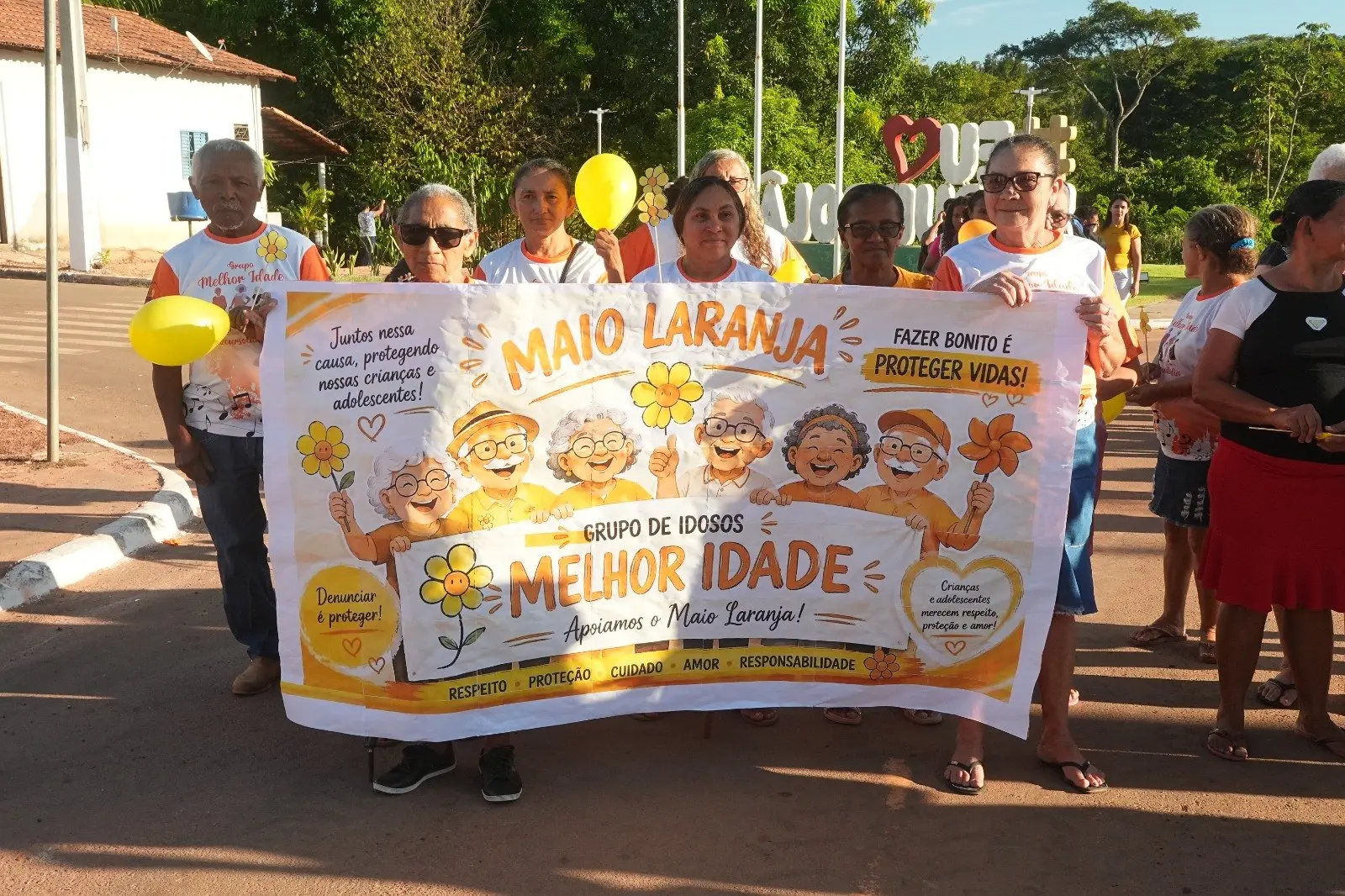 Caminhada do Faça Bonito mobiliza comunidade em Recursolândia